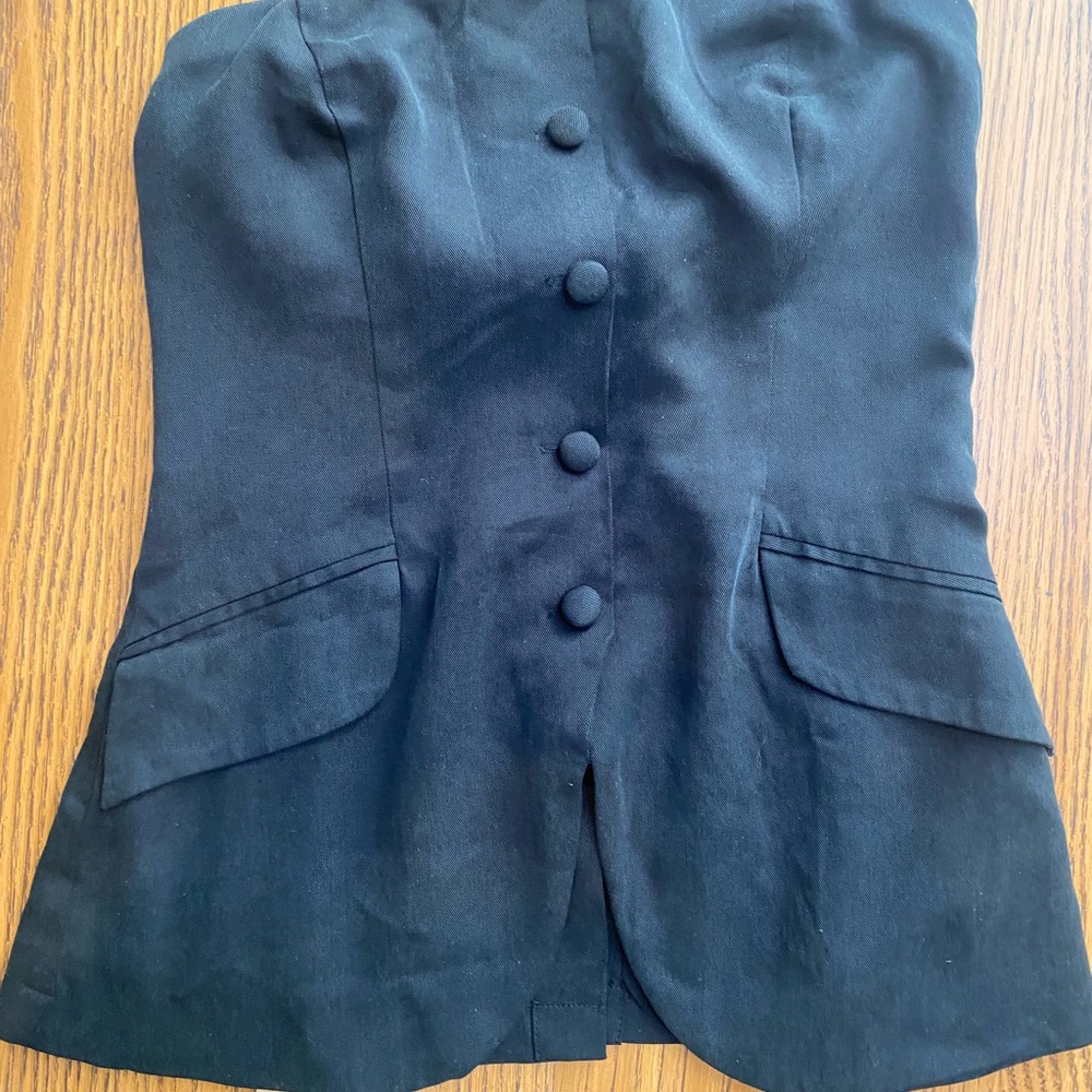 Elegant Black Strapless Top